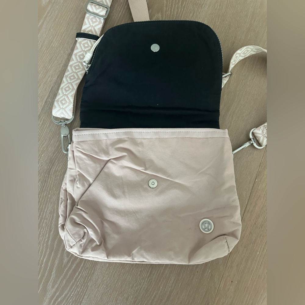 Lululemon Party Om Bag | Grain / Deep Coal / Angel Wing - Picture 10 of 12